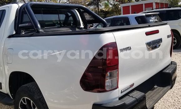 Tenga Tsaru Toyota Hilux Chena Mota in Lusaka in Zambia Tenga Tsaru Toyota Hilux Chena Mota in Lusaka in Zambia