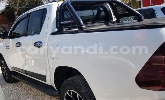 Tenga Tsaru Toyota Hilux Chena Mota in Lusaka in Zambia Tenga Tsaru Toyota Hilux Chena Mota in Lusaka in Zambia