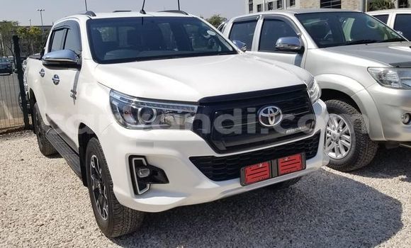 Tenga Tsaru Toyota Hilux Chena Mota in Lusaka in Zambia Tenga Tsaru Toyota Hilux Chena Mota in Lusaka in Zambia