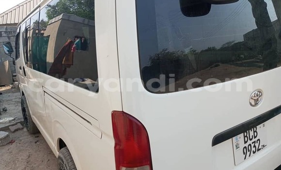 Tenga Tsaru Toyota Hiace Chena Mota in Lusaka in Zambia Tenga Tsaru Toyota Hiace Chena Mota in Lusaka in Zambia