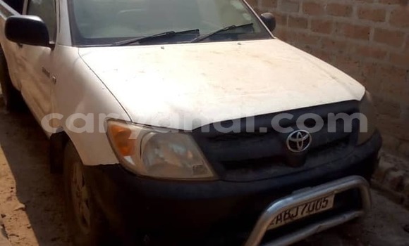 Tenga Tsaru Toyota Hilux Chena Mota in Lusaka in Zambia Tenga Tsaru Toyota Hilux Chena Mota in Lusaka in Zambia