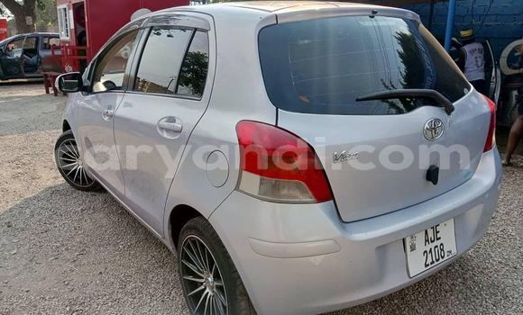 Acheter Occasion Voiture Toyota Vitz Gris à Lusaka, Zambie Acheter Occasion Voiture Toyota Vitz Gris à Lusaka, Zambie