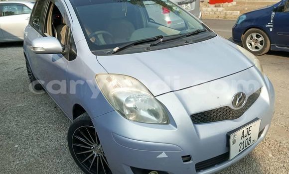 Acheter Occasion Voiture Toyota Vitz Gris à Lusaka, Zambie Acheter Occasion Voiture Toyota Vitz Gris à Lusaka, Zambie