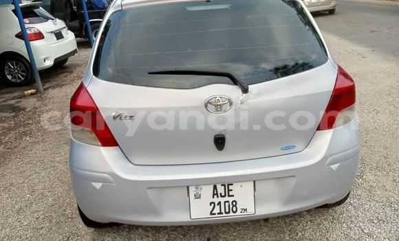 Acheter Occasion Voiture Toyota Vitz Gris à Lusaka, Zambie Acheter Occasion Voiture Toyota Vitz Gris à Lusaka, Zambie