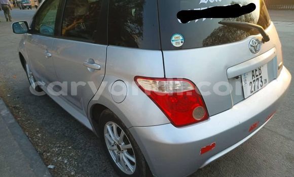Acheter Occasion Voiture Toyota IST Gris à Lusaka, Zambie Acheter Occasion Voiture Toyota IST Gris à Lusaka, Zambie