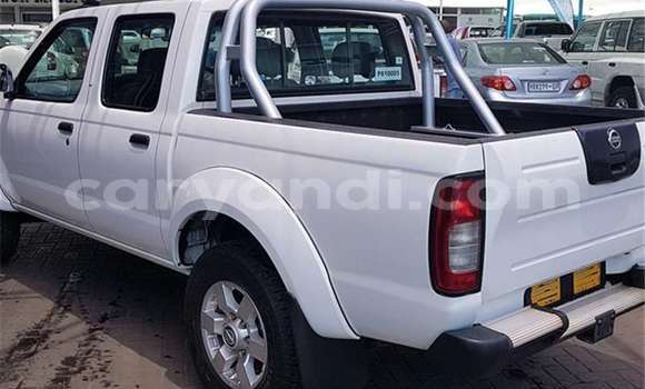 Acheter Occasion Voiture Nissan NP 300 Blanc à Livingstone, Zambie Acheter Occasion Voiture Nissan NP 300 Blanc à Livingstone, Zambie