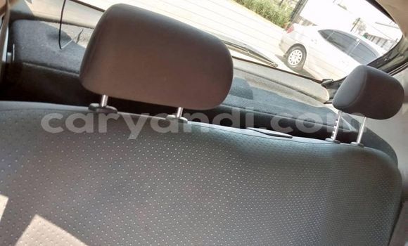 Acheter Occasion Voiture Toyota Vitz Noir à Lusaka, Zambie Acheter Occasion Voiture Toyota Vitz Noir à Lusaka, Zambie