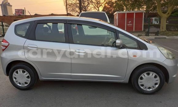 Nunua Ilio tumika Honda FIT Fedha Gari ndani ya Lusaka nchini Zambia