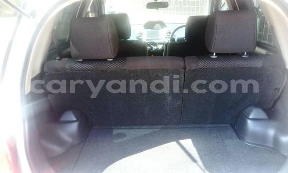 Acheter Occasion Voiture Toyota IST Blanc à Lusaka, Zambie Acheter Occasion Voiture Toyota IST Blanc à Lusaka, Zambie