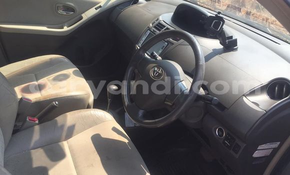 Acheter Occasion Voiture Toyota Vitz Vert à Lusaka, Zambie Acheter Occasion Voiture Toyota Vitz Vert à Lusaka, Zambie