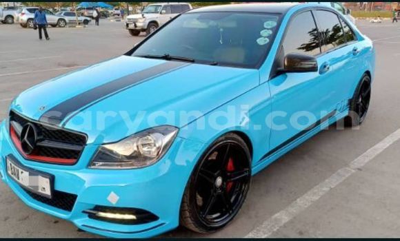 Buy Used Mercedes‒Benz C–Class Blue Car in Lusaka in Zambia Buy Used Mercedes‒Benz C–Class Blue Car in Lusaka in Zambia