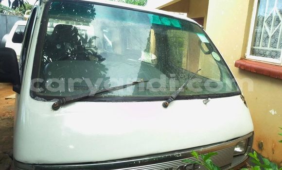 Acheter Occasion Voiture Toyota Hiace Blanc à Lusaka, Zambie Acheter Occasion Voiture Toyota Hiace Blanc à Lusaka, Zambie