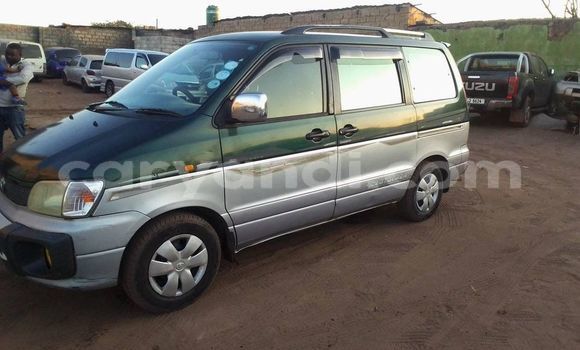 Acheter Occasion Voiture Toyota Noah Vert à Lusaka, Zambie Acheter Occasion Voiture Toyota Noah Vert à Lusaka, Zambie