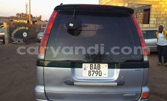 Acheter Occasion Voiture Toyota Noah Vert à Lusaka, Zambie Acheter Occasion Voiture Toyota Noah Vert à Lusaka, Zambie