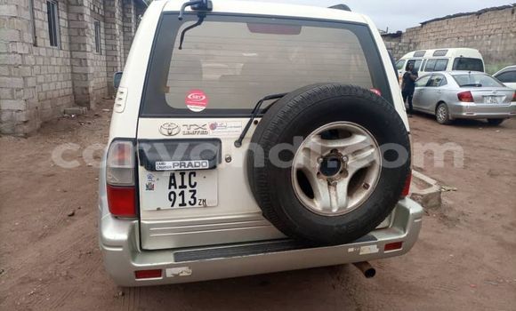 Acheter Occasion Voiture Toyota Land Cruiser Prado Blanc à Lusaka, Zambie Acheter Occasion Voiture Toyota Land Cruiser Prado Blanc à Lusaka, Zambie