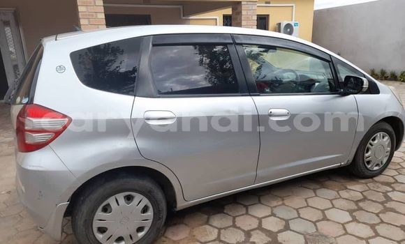 Acheter Occasion Voiture Honda FIT Gris à Lusaka, Zambie Acheter Occasion Voiture Honda FIT Gris à Lusaka, Zambie