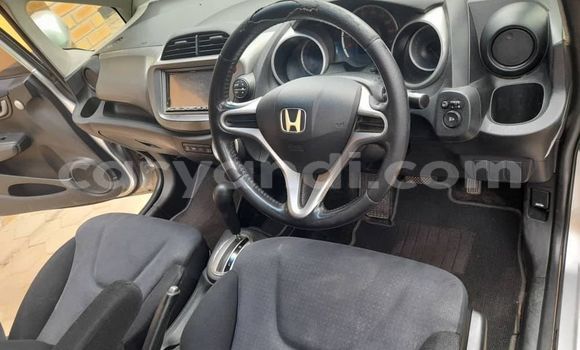 Acheter Occasion Voiture Honda FIT Gris à Lusaka, Zambie Acheter Occasion Voiture Honda FIT Gris à Lusaka, Zambie