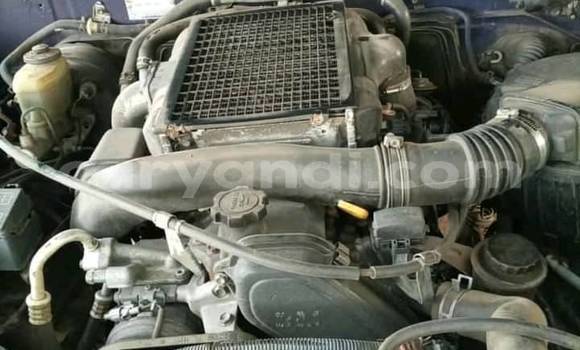 Acheter Occasion Voiture Toyota Land Cruiser Prado Bleu à Lusaka, Zambie Acheter Occasion Voiture Toyota Land Cruiser Prado Bleu à Lusaka, Zambie