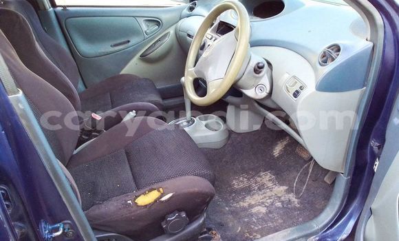Acheter Occasion Voiture Toyota Vitz Bleu à Lusaka, Zambie Acheter Occasion Voiture Toyota Vitz Bleu à Lusaka, Zambie