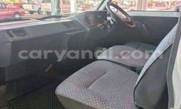 Tenga Tsaru Toyota Hiace Chena Mota in Lusaka in Zambia Tenga Tsaru Toyota Hiace Chena Mota in Lusaka in Zambia