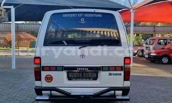 Tenga Tsaru Toyota Hiace Chena Mota in Lusaka in Zambia Tenga Tsaru Toyota Hiace Chena Mota in Lusaka in Zambia