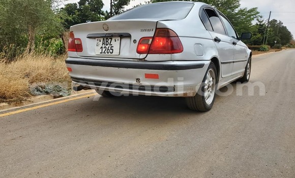 Tenga Tsaru BMW 3–Series Sirivha Mota in Lusaka in Zambia Tenga Tsaru BMW 3–Series Sirivha Mota in Lusaka in Zambia