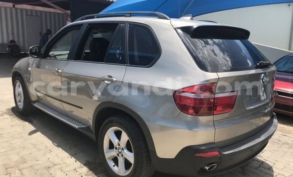 Acheter Occasion Voiture BMW X5 Gris à Kitwe, Zambie Acheter Occasion Voiture BMW X5 Gris à Kitwe, Zambie