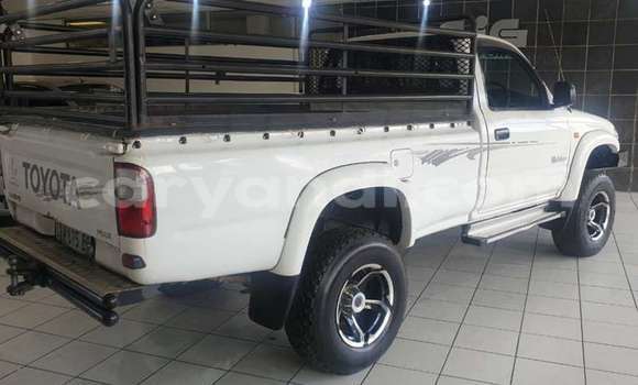 Tenga Tsaru Toyota Hilux Chena Mota in Lusaka in Zambia Tenga Tsaru Toyota Hilux Chena Mota in Lusaka in Zambia