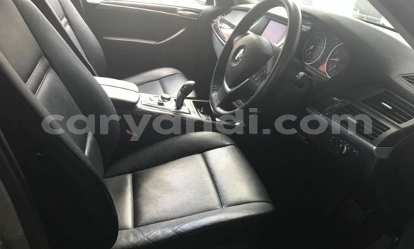 Acheter Occasion Voiture BMW X5 Gris à Kitwe, Zambie Acheter Occasion Voiture BMW X5 Gris à Kitwe, Zambie