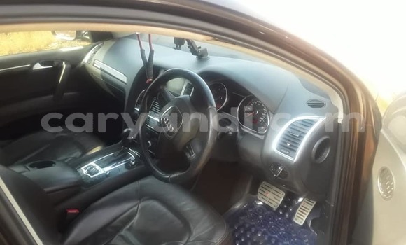 Acheter Occasion Voiture Audi Q7 Marron à Kitwe, Zambie Acheter Occasion Voiture Audi Q7 Marron à Kitwe, Zambie