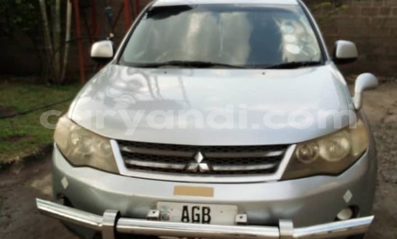 Acheter Occasion Voiture Mitsubishi Outlander Gris à Kitwe, Zambie Acheter Occasion Voiture Mitsubishi Outlander Gris à Kitwe, Zambie
