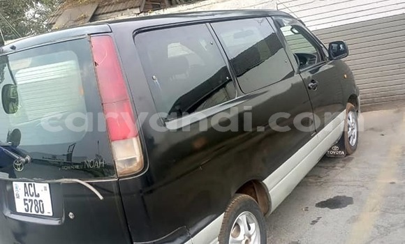 Acheter Occasion Voiture Toyota Noah Noir à Ndola, Zambie Acheter Occasion Voiture Toyota Noah Noir à Ndola, Zambie