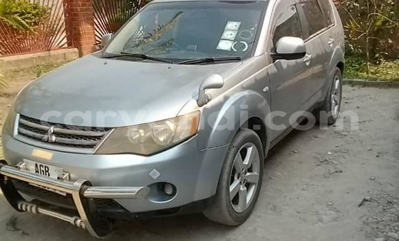 Acheter Occasion Voiture Mitsubishi Outlander Gris à Kitwe, Zambie Acheter Occasion Voiture Mitsubishi Outlander Gris à Kitwe, Zambie