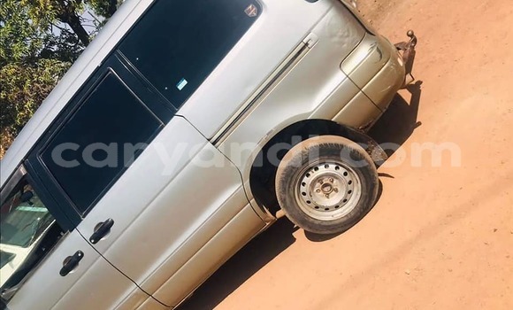 Acheter Occasion Voiture Toyota Noah Gris à Kitwe, Zambie Acheter Occasion Voiture Toyota Noah Gris à Kitwe, Zambie