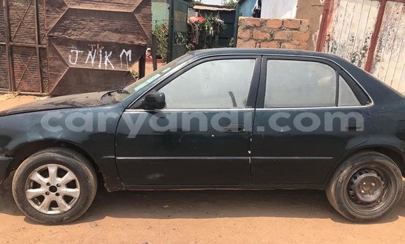 Acheter Occasion Voiture Toyota Corolla Noir à Kitwe, Zambie Acheter Occasion Voiture Toyota Corolla Noir à Kitwe, Zambie