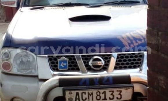 Acheter Occasion Voiture Nissan Hardbody Bleu à Kitwe, Zambie
