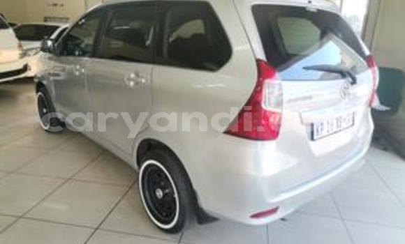 Nunua Ilio tumika Toyota Avanza Fedha Gari ndani ya Lusaka nchini Zambia