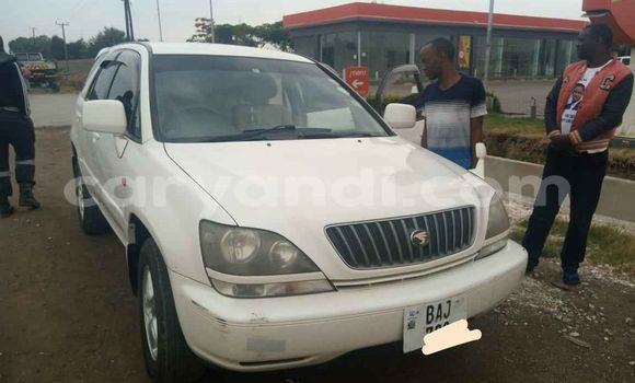 Buy Used Toyota Harrier White Car in Lusaka in Zambia