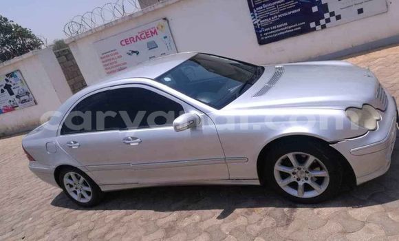 Acheter Occasion Voiture Mercedes‒Benz C–Class Gris à Lusaka, Zambie