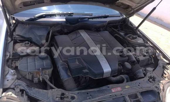 Acheter Occasion Voiture Mercedes‒Benz C–Class Gris à Lusaka, Zambie Acheter Occasion Voiture Mercedes‒Benz C–Class Gris à Lusaka, Zambie