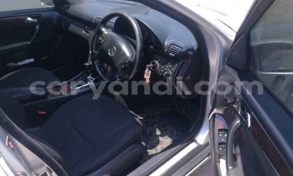 Acheter Occasion Voiture Mercedes‒Benz C–Class Gris à Lusaka, Zambie Acheter Occasion Voiture Mercedes‒Benz C–Class Gris à Lusaka, Zambie