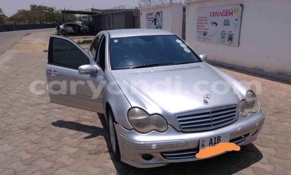 Acheter Occasion Voiture Mercedes‒Benz C–Class Gris à Lusaka, Zambie Acheter Occasion Voiture Mercedes‒Benz C–Class Gris à Lusaka, Zambie