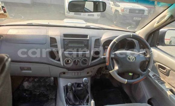 Acheter Occasion Voiture Toyota Hilux Gris à Lusaka, Zambie Acheter Occasion Voiture Toyota Hilux Gris à Lusaka, Zambie