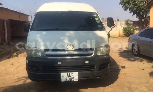 Acheter Occasion Voiture Toyota Hiace Blanc à Lusaka, Zambie