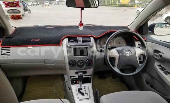 Acheter Occasion Voiture Toyota Axio Gris à Lusaka, Zambie Acheter Occasion Voiture Toyota Axio Gris à Lusaka, Zambie