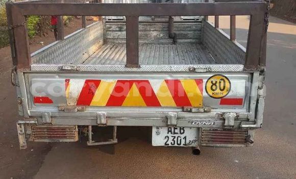 Acheter Occasion Voiture Toyota Dyna Gris à Lusaka, Zambie Acheter Occasion Voiture Toyota Dyna Gris à Lusaka, Zambie