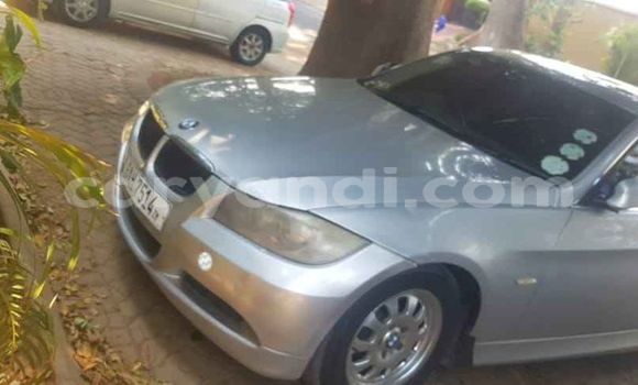 Acheter Occasion Voiture BMW 3–Series Gris à Lusaka, Zambie Acheter Occasion Voiture BMW 3–Series Gris à Lusaka, Zambie