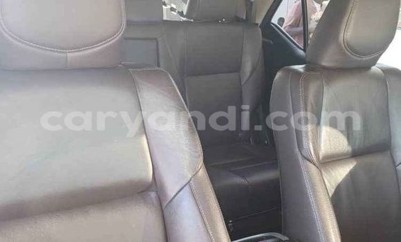 Acheter Occasion Voiture Toyota Fortuner Gris à Lusaka, Zambie Acheter Occasion Voiture Toyota Fortuner Gris à Lusaka, Zambie