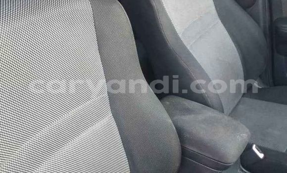 Acheter Occasion Voiture Toyota Runx Noir à Lusaka, Zambie Acheter Occasion Voiture Toyota Runx Noir à Lusaka, Zambie