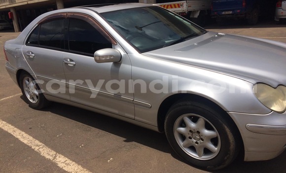 Acheter Occasion Voiture Mercedes‒Benz C–Class Gris à Lusaka, Zambie Acheter Occasion Voiture Mercedes‒Benz C–Class Gris à Lusaka, Zambie